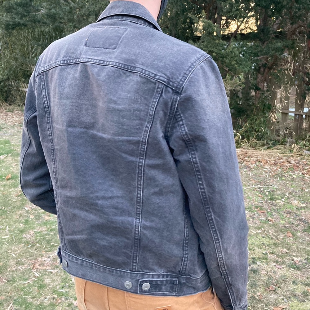 Black Levi’s Denim Jacket - Picture 2 of 8